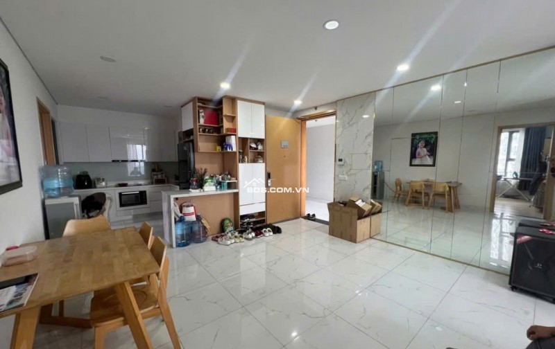 CCCC Satra Eximland Phú Nhuận căn 3PN, 2WC,135m2, NTCC giá 21tr