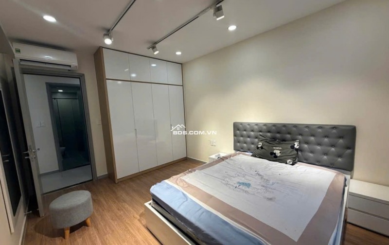 Chung cư Screc, 2PN, Căn góc, NTCB, Trường Sa, P12, Q3, 12tr5/th.