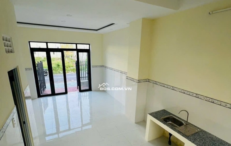 •	 Căn nhà mơ ước cho gia đình trẻ – giá chỉ từ 299 triệu tại trung tâm Trà Vinh!