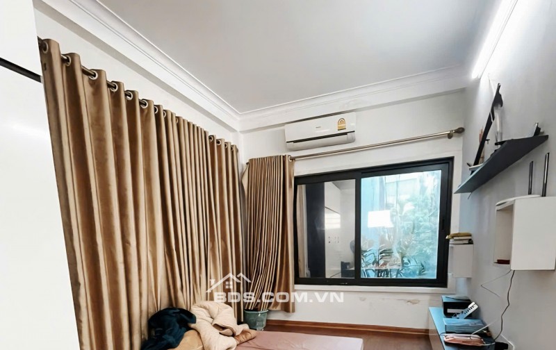 Cực hiếm nhà lô góc Hoàng Hoa Thám gần phố 2 thoáng 47m² x 4 tầng hơn 10 tỷ