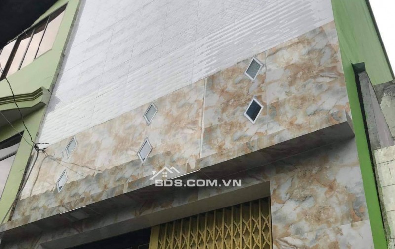 Nhà 2// Bà Hom. Hem 4,5m. Gân trương học. Chơ phú lâm