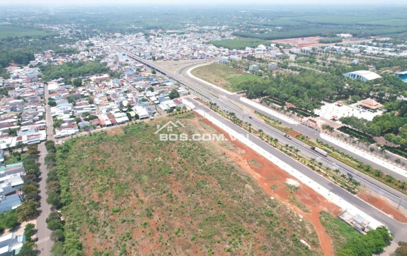 ĐẤT NỀN TRUNG TÂM HÀNH CHÍNH XÃ DẦU GIÂY CHỈ 19TR500/M2