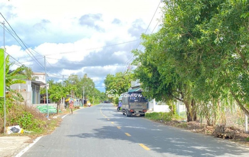 Nhà Đường Nguyễn Văn Quy, Hưng Phú, Cần Thơ: 270m², Sổ Hồng, Giá 3.2 Tỷ