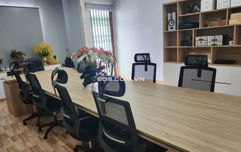 Cho Thuê Văn Phòng Giá Hời 5 Triệu/Tháng Tại Đường Bùi Quang Trinh, Cái Răng, Cần Thơ - Diện Tích 40m2, Sổ Đỏ, Tây Bắc, Gọi Ngay!