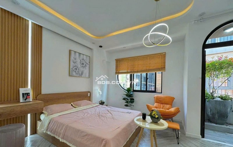 SIÊU RẺ NHÀ 2 LẦU NGAY TRUNG TÂM THỦ DẦU MỘT,BÌNH DƯƠNG