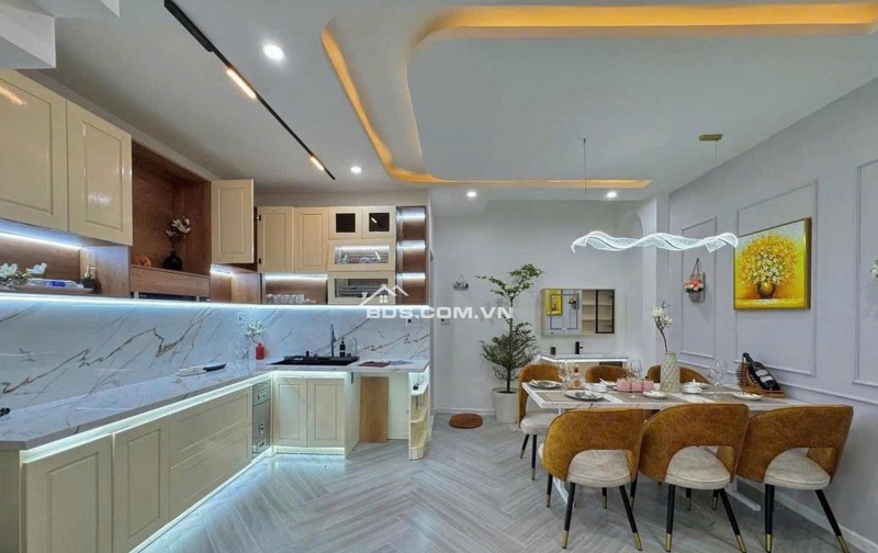 SIÊU RẺ NHÀ 2 LẦU NGAY TRUNG TÂM THỦ DẦU MỘT,BÌNH DƯƠNG