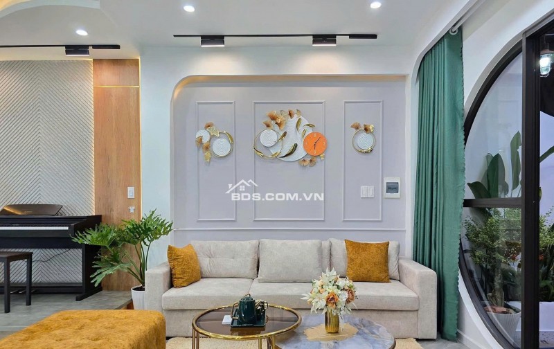 SIÊU RẺ NHÀ 2 LẦU NGAY TRUNG TÂM THỦ DẦU MỘT,BÌNH DƯƠNG