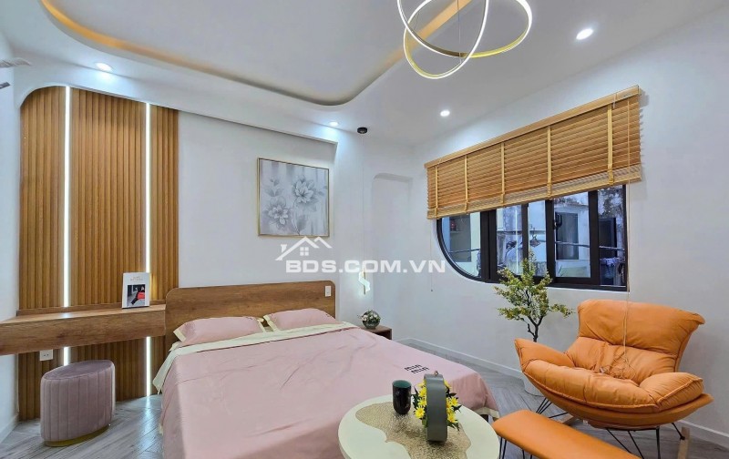 SIÊU RẺ NHÀ 2 LẦU NGAY TRUNG TÂM THỦ DẦU MỘT,BÌNH DƯƠNG