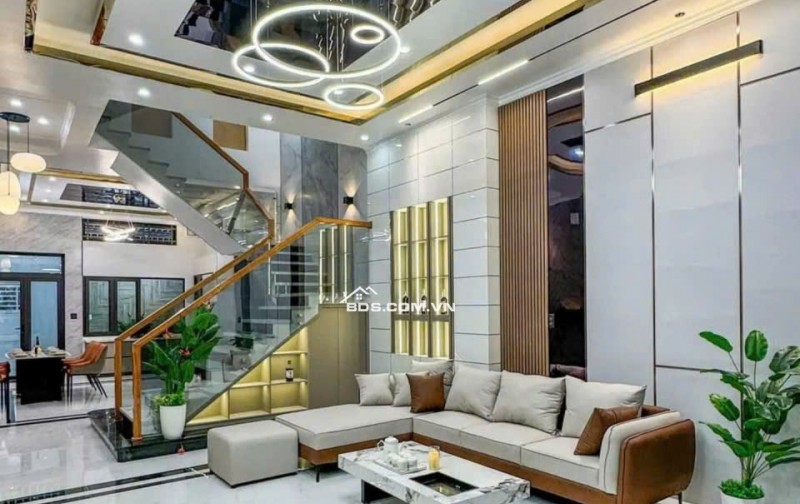 NHÀ 2 LẦU DIỆN TÍCH 260M GẦN BỆNH VIỆN HOÀNG MỸ BÌNH DUONG