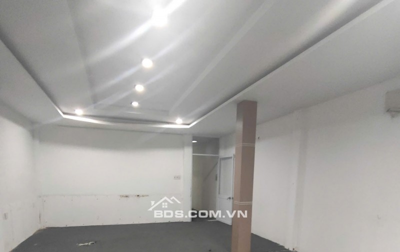 Mặt tiền gần Sư Vạn Hạnh Q10, DT: 86m2, ngang 6m, 4 tầng, 6PN, Dòng tiền 700tr/năm, Giá 38 Tỷ TL