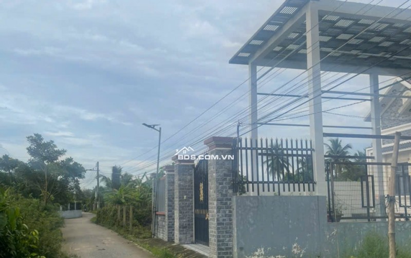 Bán nhà đất - Đường Ấp 3 “ Xóm Ba Tròn ”, Xã Long Cang, Huyện Cần Đước, Tỉnh Long An ( Tỉnh Tây Ninh mới )