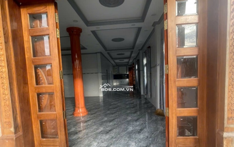 Bán nhà đất - Đường Ấp 3 “ Xóm Ba Tròn ”, Xã Long Cang, Huyện Cần Đước, Tỉnh Long An ( Tỉnh Tây Ninh mới )