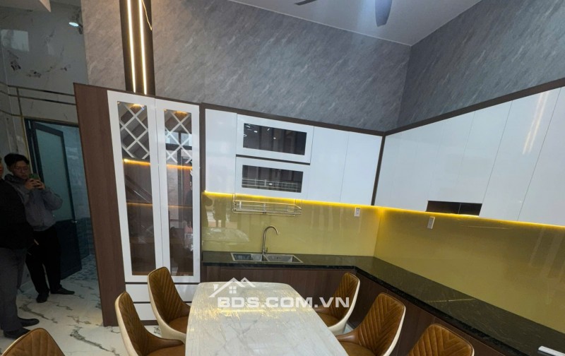CẦN BÁN GẤP NHÀ CHÍNH CHỦ 2 TẦNG 64M2 GIÁ 1,5 TỶ VÀO Ở NGAY