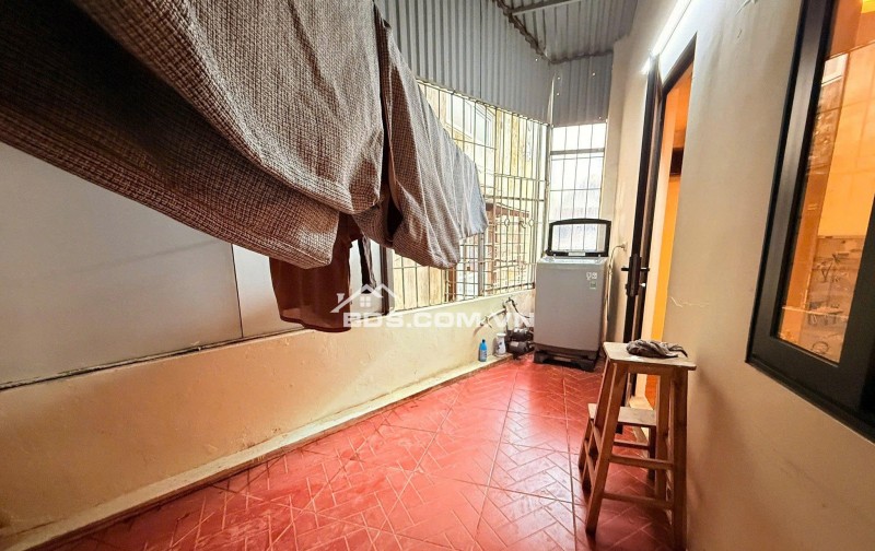 Cho thuê nhà nguyên căn Vũ Tông Phan, Khương Đình, Thanh Xuân. DT 35m x 4 tầng, giá 10tr