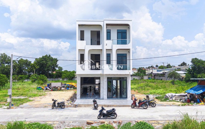 SIÊU PHẨM NHÀ 2 LẦU BÁN NGỘP GIÁ 2,95 TỶ FULL NỘI THẤT NGAY TT TDM