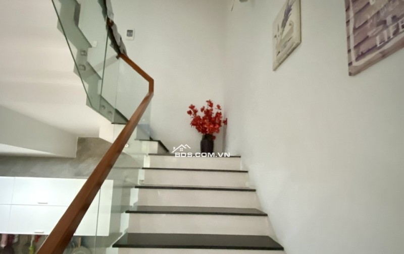 CHÍNH CHỦ CẦN BÁN NHÀ MẶT TIỀN ĐƯỜNG HÀN THUYÊN-ĐÀ NẴNG
