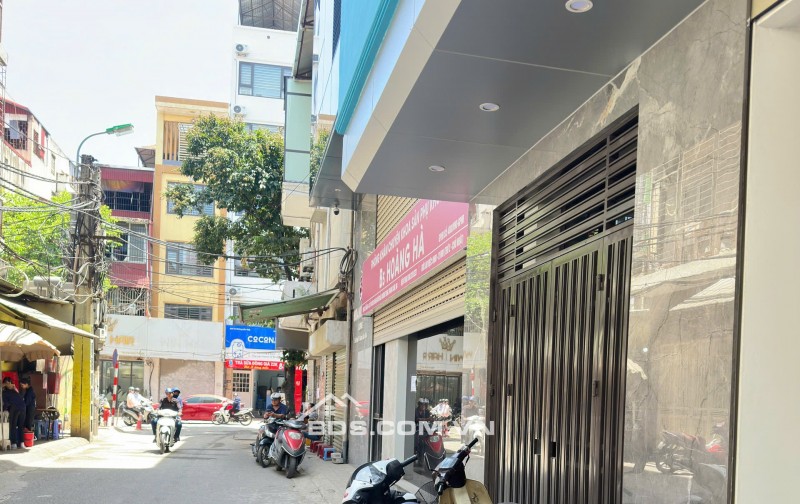 Bán nhà phố Hoàng Văn Thái, ô tô tránh, ô tô đỗ của ngày đêm, mặt tiền 6,5m KD sầm uất giá nhỉnh 15 Tỷ