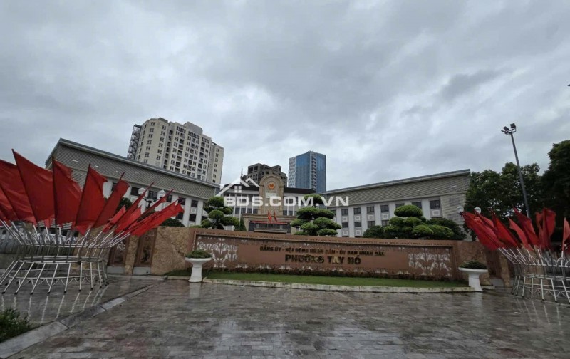 Bán CH Chung Cư Tây Hồ - Xuân La, 2 Ngủ, 50m2, Giá 4.6 Tỷ