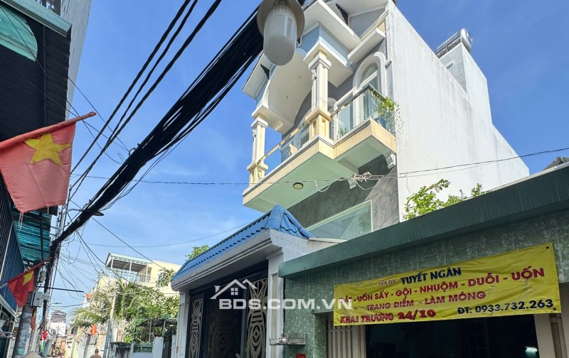 Bán Nhà Mặt Tiền Hẻm Đường Phạm Hữu Lầu, Giáp Phú Mỹ Hưng 4.6 x16 CHỉ 7 Tỷ 9