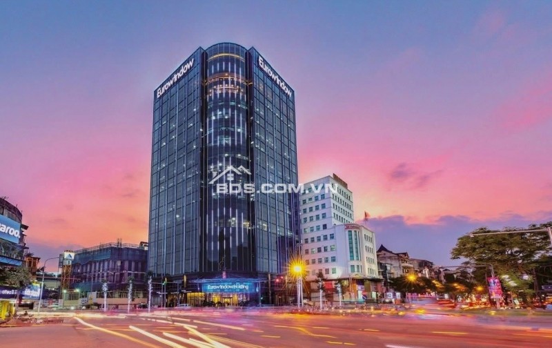 Bán Nhà Mặt Tiền Quận Phú Nhuận – 12x26 - 250m² Xây Cao Ốc 12 Tầng, Giá Chỉ 63 Tỷ