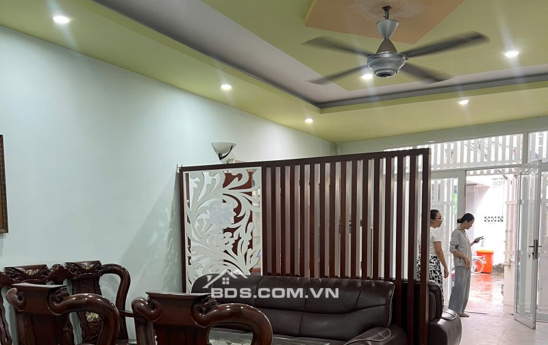 Bán gấp giá tốt! Nhà HXH Nguyễn Cảnh Chân Q1, DT: 98m², Sổ riêng, Xây CHDV hoặc ở ngay, Giá 19,5 tỷ