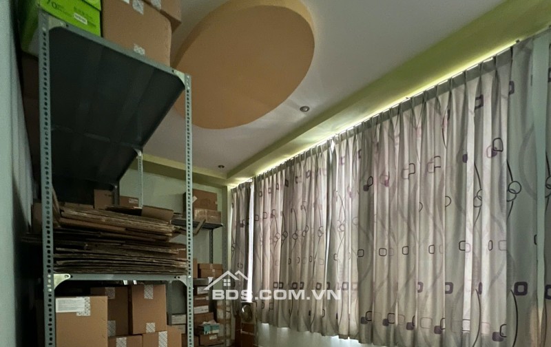 Bán gấp giá tốt! Nhà HXH Nguyễn Cảnh Chân Q1, DT: 98m², Sổ riêng, Xây CHDV hoặc ở ngay, Giá 19,5 tỷ