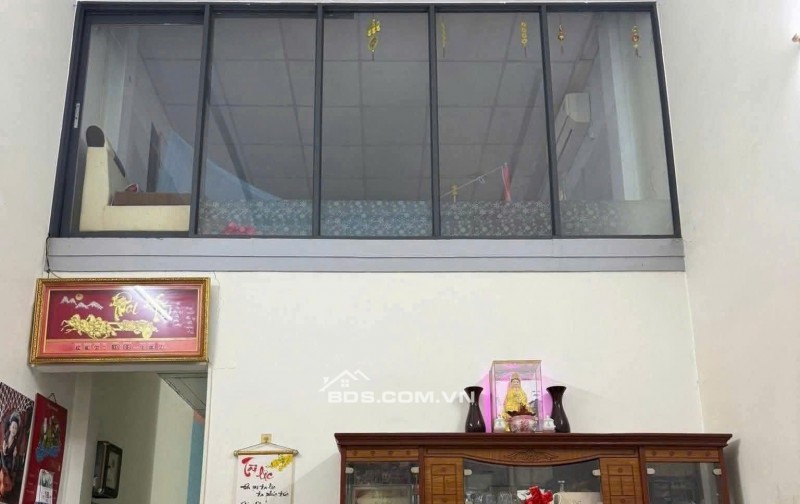 Bán nhà 2 tầng 4x12m. 2,65 t.ỷ. sổ hồng riêng. gần Chợ Thới Tứ .Hóc Môn