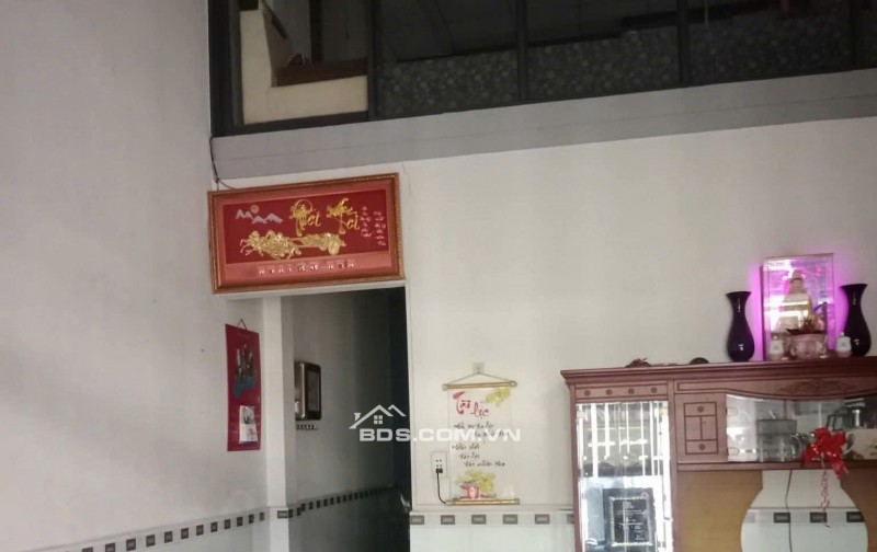 Bán nhà 2 tầng 4x12m. 2,65 t.ỷ. sổ hồng riêng. gần Chợ Thới Tứ .Hóc Môn