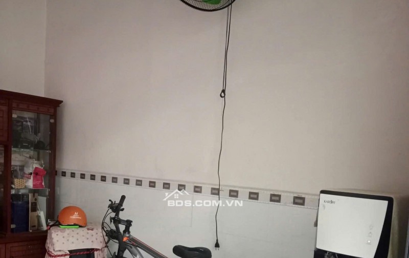 Bán nhà 2 tầng 4x12m. 2,65 t.ỷ. sổ hồng riêng. gần Chợ Thới Tứ .Hóc Môn