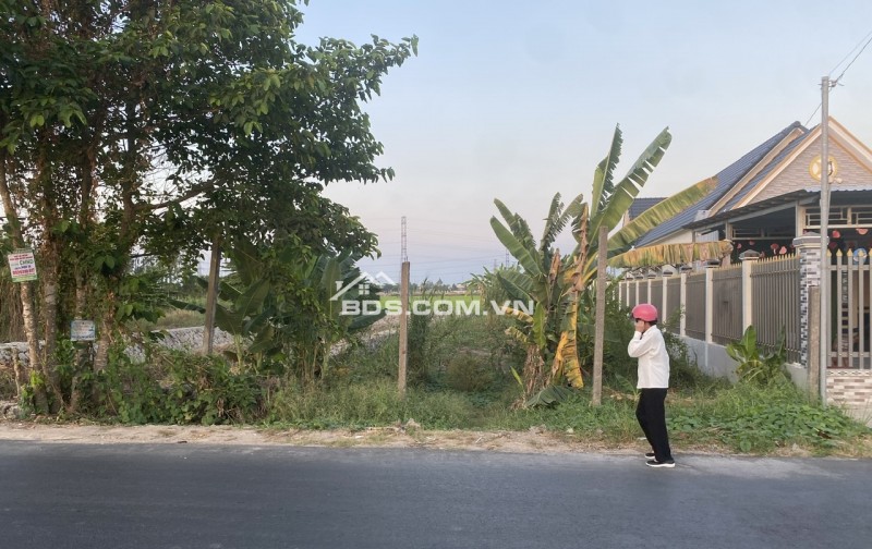 CẦN TIỀN BÁN GẤP NHÀ MẶT ĐƯỜNG NGUYỄN TRỌNG QUYỀN TP CẦN THƠ