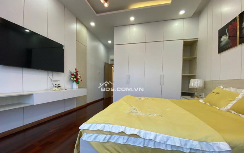 NHANH TAY SỞ HỮU BIỆT THỰ SIÊU ĐẸP–LONG LANH TRÊN ĐƯỜNG THĂNG LONG-DT KHỦNG 150M