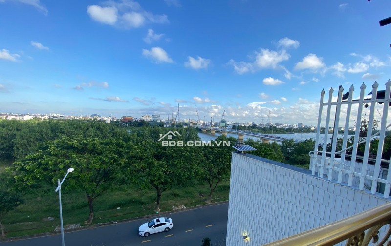 NHANH TAY SỞ HỮU BIỆT THỰ SIÊU ĐẸP–LONG LANH TRÊN ĐƯỜNG THĂNG LONG-DT KHỦNG 150M