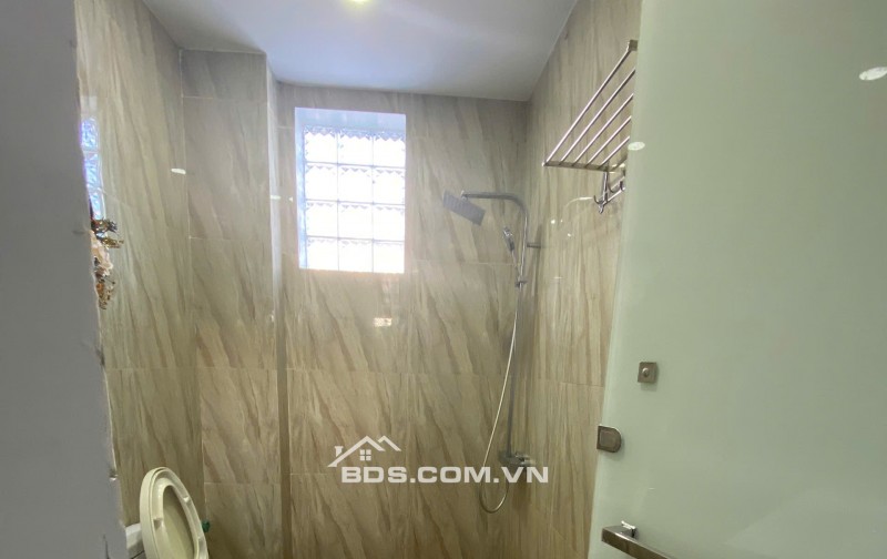NHANH TAY SỞ HỮU BIỆT THỰ SIÊU ĐẸP–LONG LANH TRÊN ĐƯỜNG THĂNG LONG-DT KHỦNG 150M