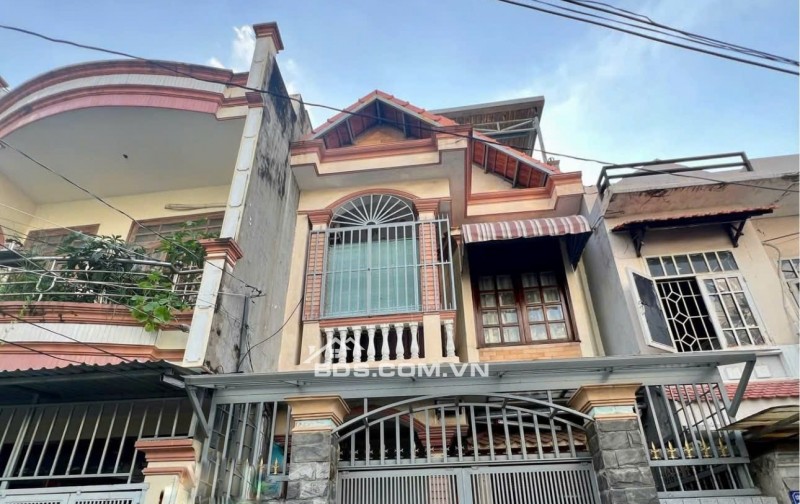 Nhà quận 7 gần trung tâm hành chính-502 Huỳnh Tấn Phát – 2 tầng, ngang 5m-9ty8