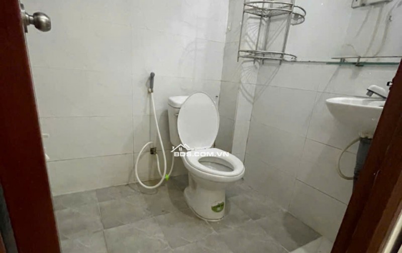 CHO THUÊ PHÒNG TẠI 609 TÂN KỲ TÂN QUÝ, GIÁ TỪ 3.5/TH. LH:0972733855..