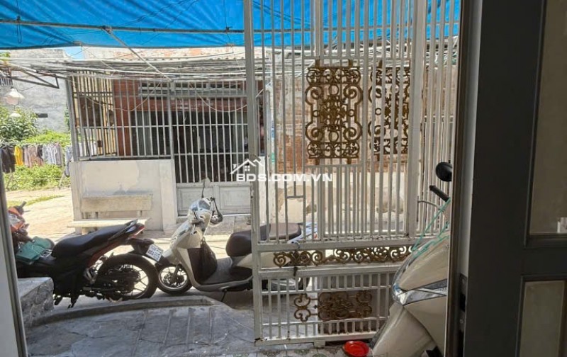 Bán nhà 6x11 trần xuân soạn quận 7 – hẻm 4m ô tô đỗ cửa- 5 ty7