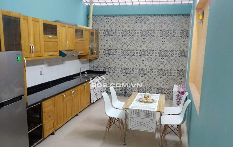 Bán nhà 5 tầng đẹp  Khu Long Biên  Gần ô tô đỗ, thu nhập 240tr/năm