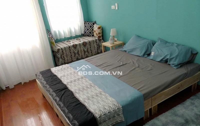 Bán nhà 5 tầng đẹp  Khu Long Biên  Gần ô tô đỗ, thu nhập 240tr/năm