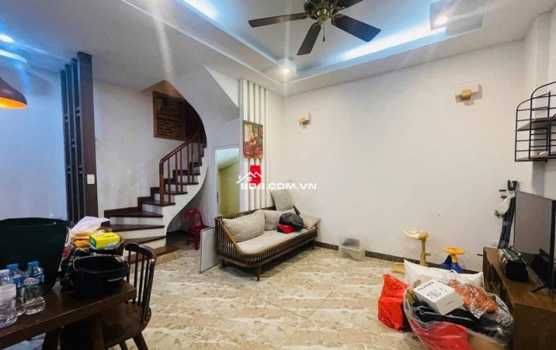 NHÀ PHÂN LÔ TRẦN DUY HƯNG - MẶT TIỀN RỘNG -  NGÕ THÔNG KD - 38M2x5T MT6M - 9.8TỶ