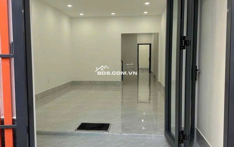 16 TRIỆU: NHÀ NGUYÊN CĂN 3 TẦNG TÂN BÌNH- LÝ THƯỜNG KIỆT- 4m X 17m– 4 PHÒNG NGỦ MỚI. VŨ 0933910039