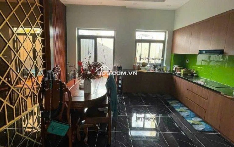 Nhà 3 tầng lệch tầng 5x23m, Huỳnh Tấn Phát – Nhà Bè, ô tô ngủ nhà, giá 8.1 tỷ