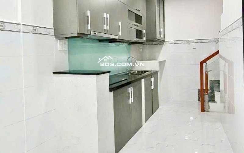 4 TỶ 350- BÁN NHÀ CMT8 QUẬN 10 – XE HƠI TỚI TẬN CỬA - DÒNG TIỀN HƠN 200 TRIỆU.VŨ 0933910039