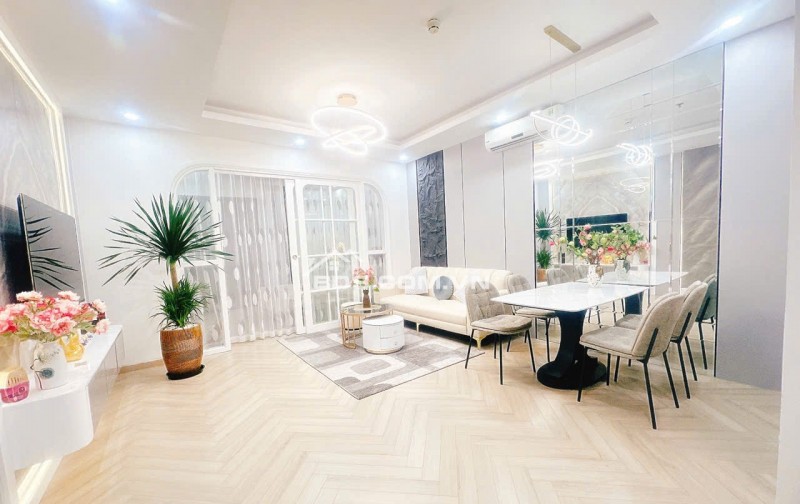 Chính chủ bán căn 1PN dt 53m2 bc Nam View thoáng tại T8 Times city gia bán 6,25 tỷ full đồ như ảnh