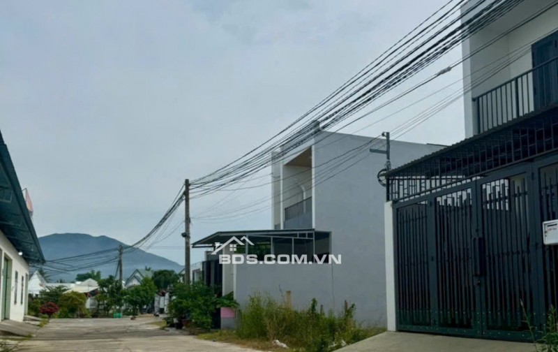 Lô đất mới ra sổ hồng riêng ngay TT Thủ Dầu Một – mua là có thể xây liền!