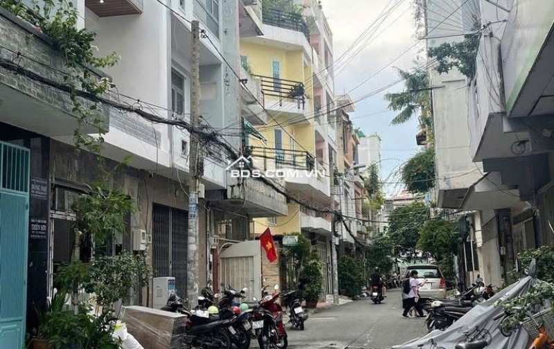  Nhà hẻm xe hơi Lữ Gia, P.15, Q.11 - 56M2 - 6PN - 25 TR/ THÁNG