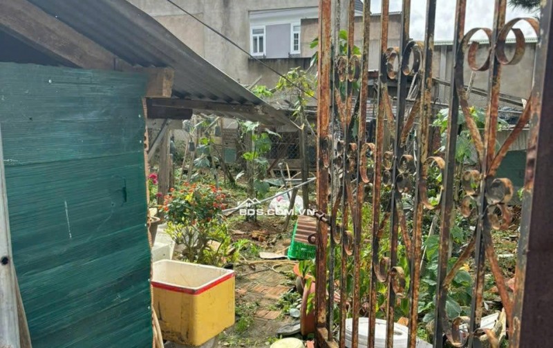 Chỉ với 3 tỷ 700 triệu sở hữu ngay lô đất kèm nhà xây trên đất cách chợ Ngô Quyền khoảng 1km