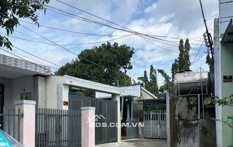 BÁN GẤP LÔ ĐẤT 2MT ĐƯỜNG NGUYỄN THÁI HỌC TP TÂY NINH. LH:0962644181.