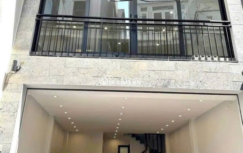 KHU VIP BA ĐÌNH- TOÀ 7 TẦNG THANG MÁY- VỈA HÈ Ô TÔ TRÁNH- DT 45m2, MT 4.8M- GARA Ô TÔ 16 CHỖ- 17.X TỶ