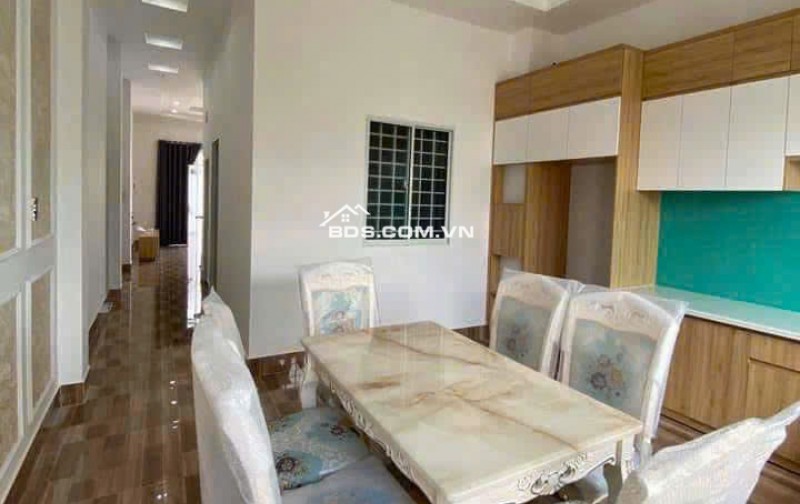 Bán nhà 1 trệt 1 lửng 1 lầu phường Phú Tân.Cách đại lộ đồng khởi 300m