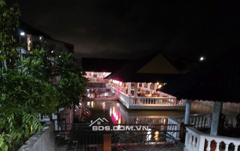 BÁN KHU NGHỈ DƯỠNG CỰC ĐẸP TẠI ĐỒNG THÁP, ĐỂ LẠI TOÀN BỘ NỘI THẤT XỊN. LH:0907767345.